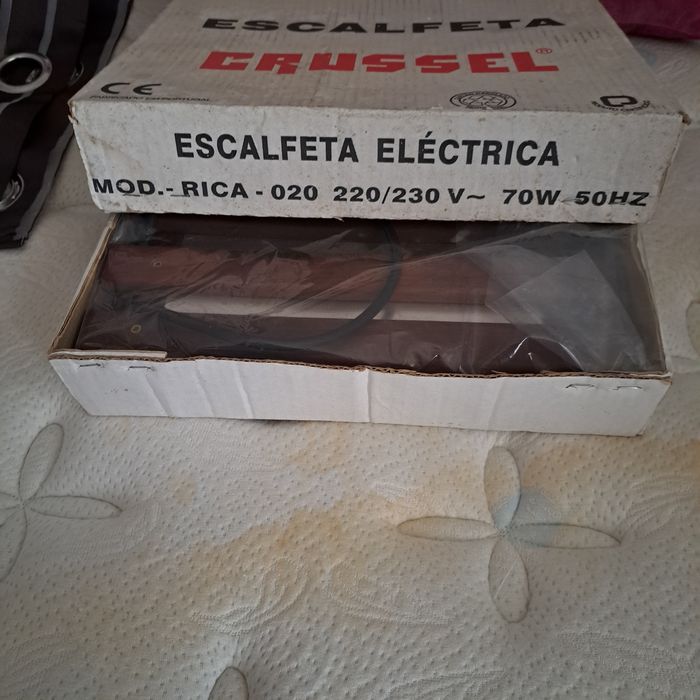 Escalfeta elétrica semi nova