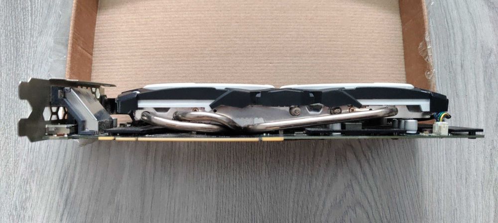placa gráfica MSi GTX 1070 Ti Armor Twin Frozr 8GB