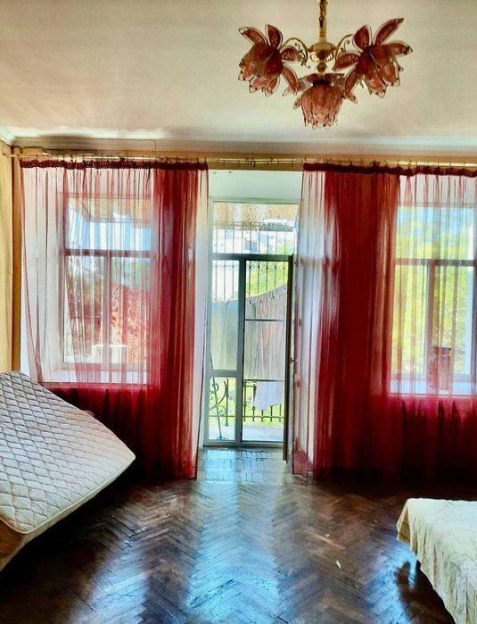 Продам 2-х комнатную квартиру в Центре ( ул. Тираспольская)