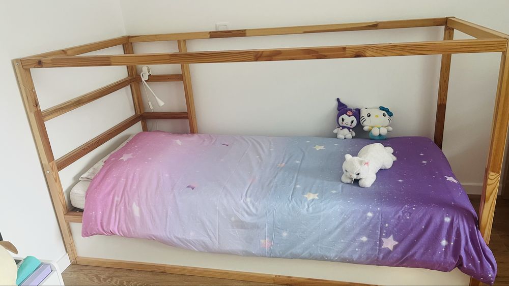 Cama Reversivel Kura IKEA com colchão incluido