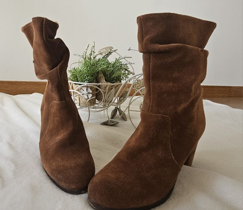 Botas castanhas camurça 40 Seaside