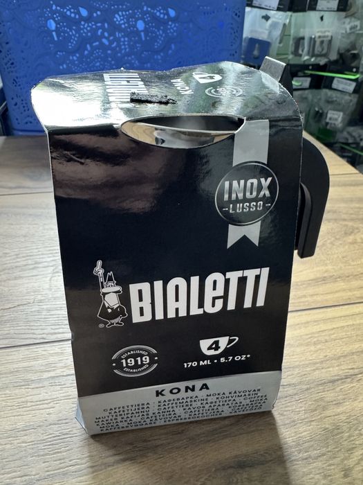 Гейзерна кавоварка Bialetti New Venus Induction на 4 чашки 170 мл срібляста (0007254)