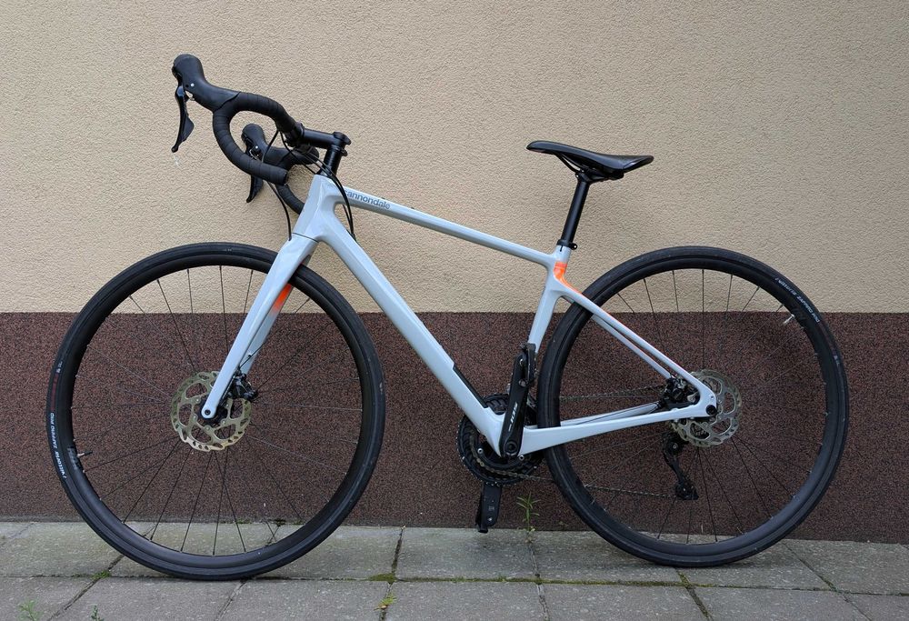 Rower szosowy CANNONDALE Synapse 105 Carbon.Zadbany.