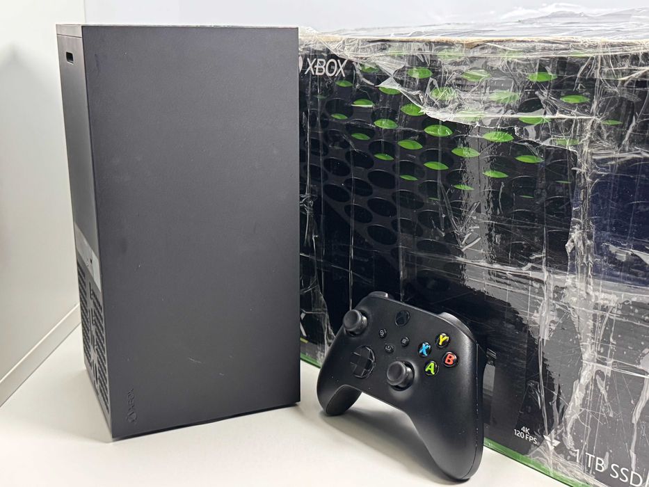 Konsola XBOX Series X 1TB z Padem i Napędem Super Stan Gwarancja