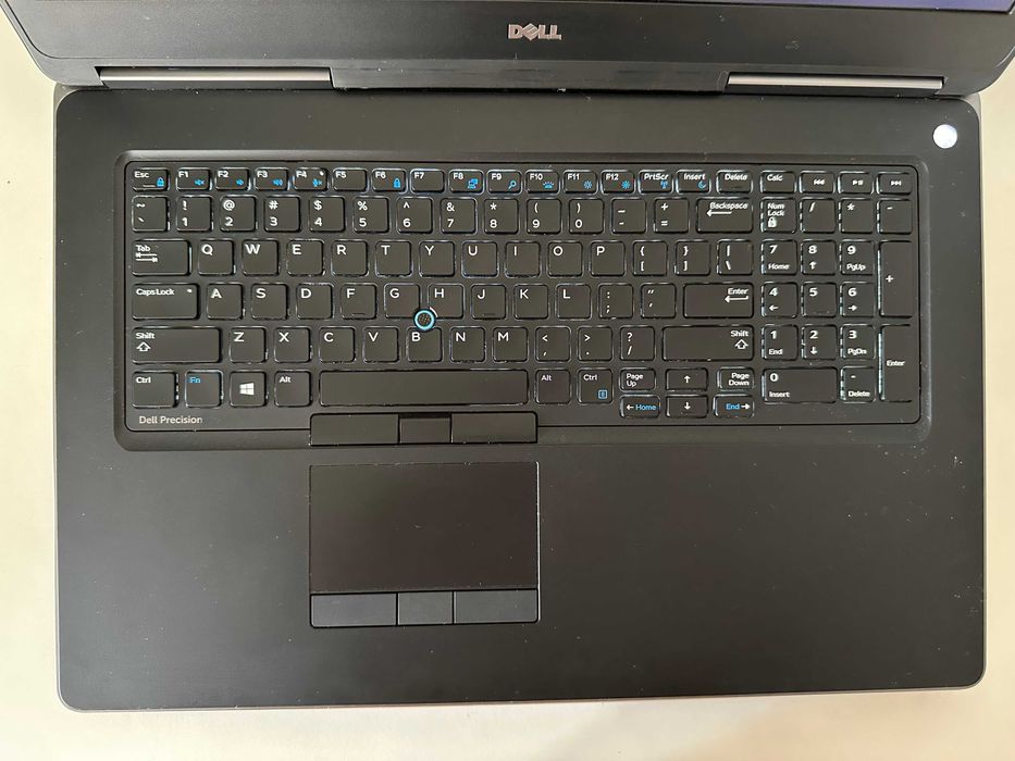 Ігровий 17" Dell Precision 7710 Xeon 1535M RAM 16Gb SSD 500Gb R9 M390X