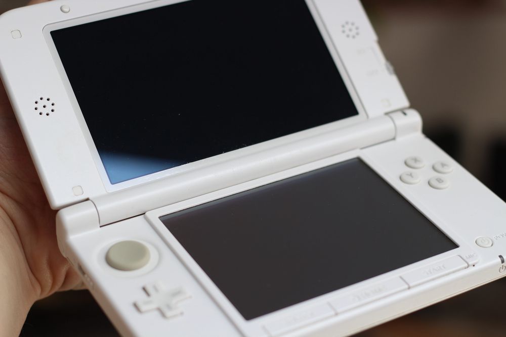 nintendo 3ds ll - купить приставки - Цена на OLX.ua