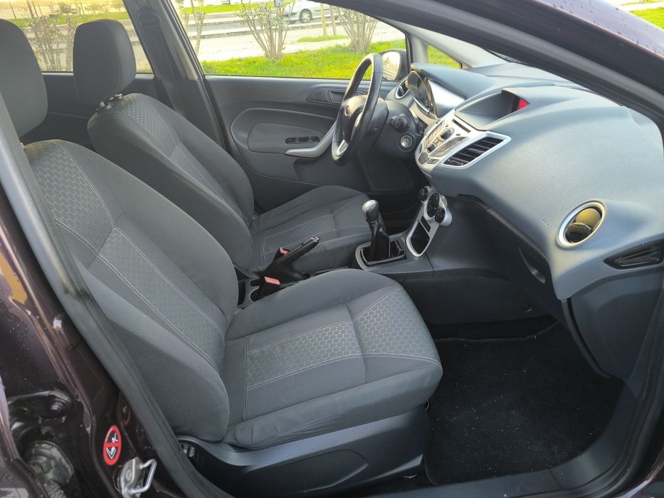 Ford fiesta 1.25 Titanium full extras