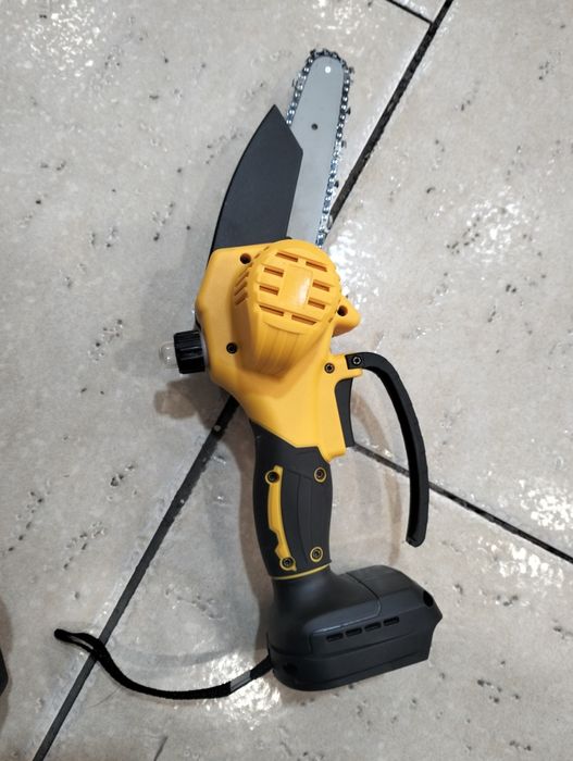 Міні електро пила