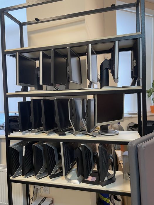 Мониторы Dell, Samsung, HP