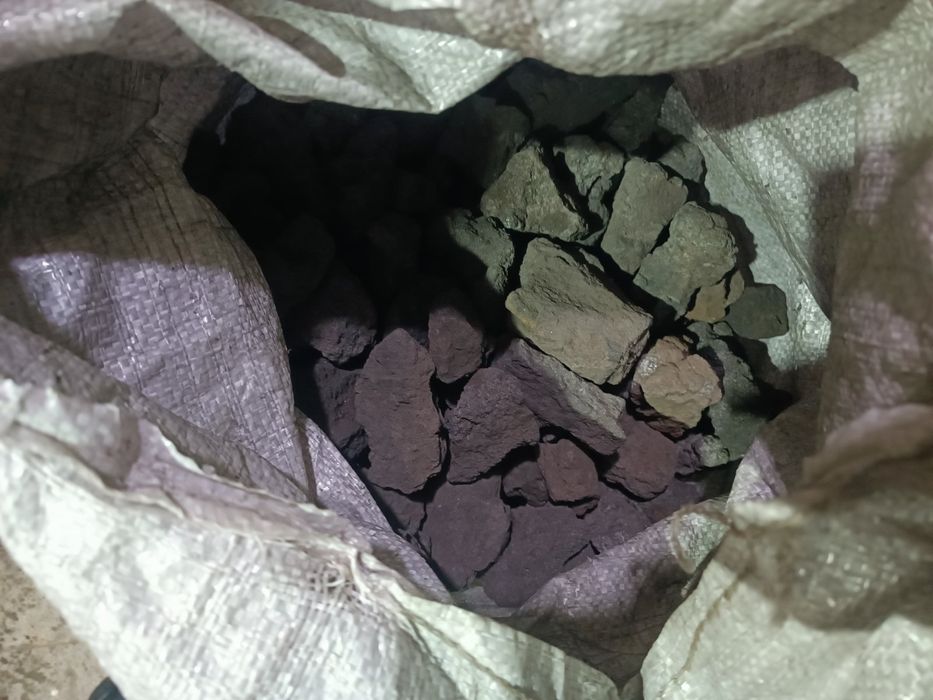 Кокс черный ( уголь)