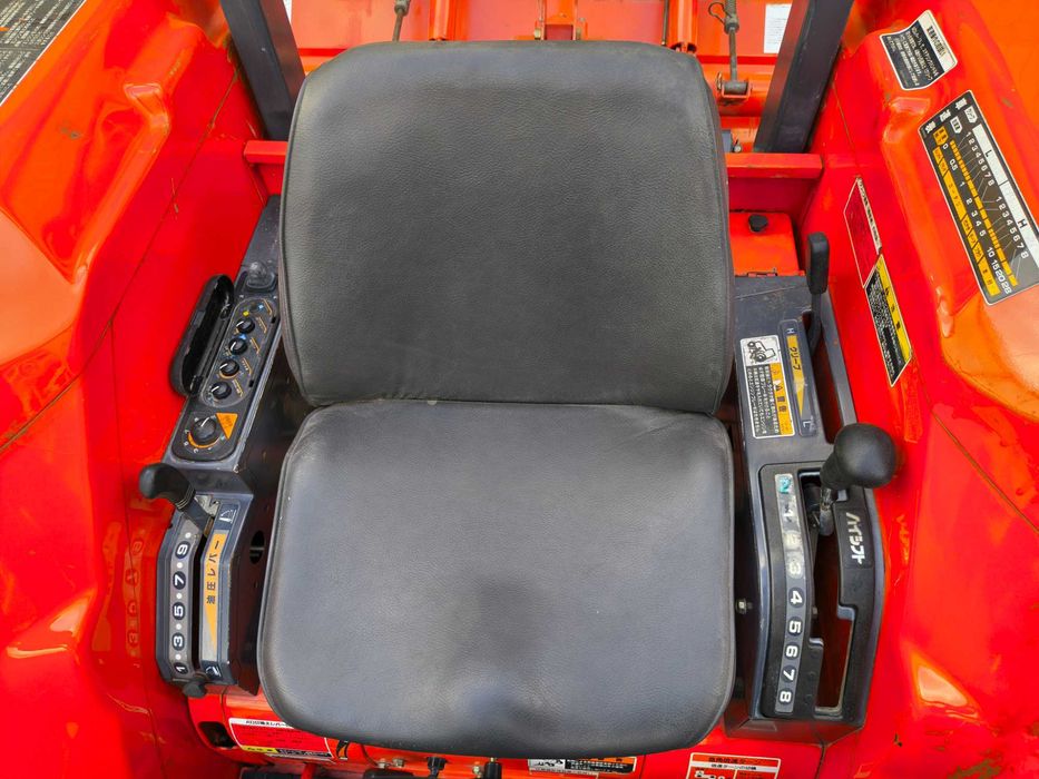 Японський трактор Hinomoto Nx 400, Kubota GL 400
