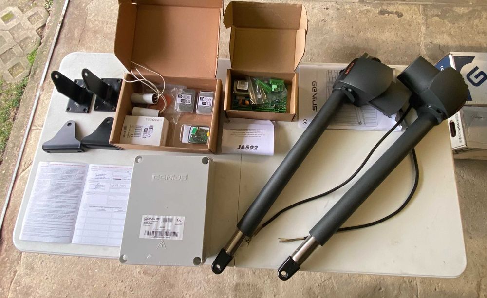 Napęd BRAMY GENIUS G-Bat 400