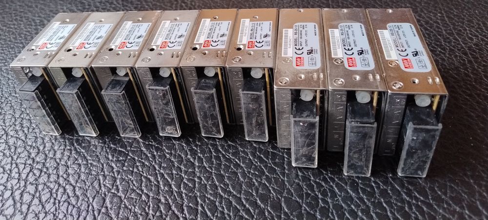 Zasilacze LED do zabudowy Transformator y Mean Well RS Komplet 9 sztuk