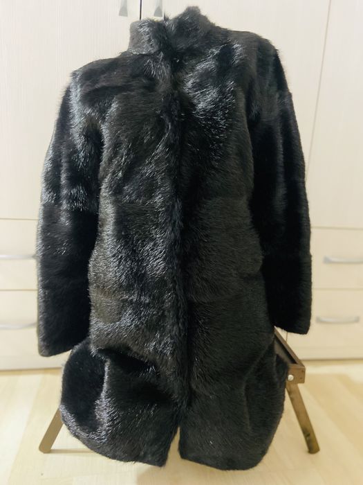 Натуральна шуба чорний діамант