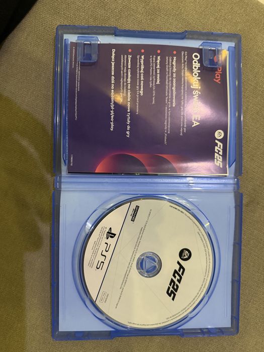 FC 25  PS 5 ……….