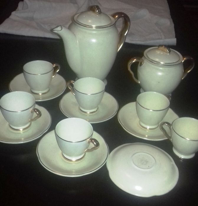 Conjunto café em louça de Sacavém