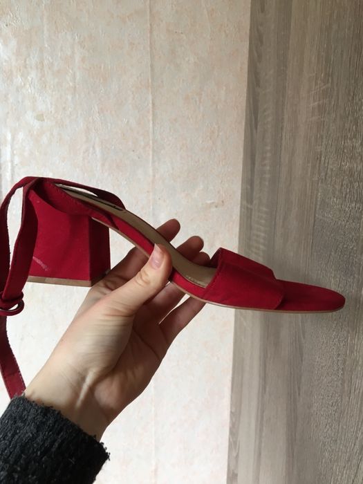 Босоніжки Pull and Bear, розмір 39