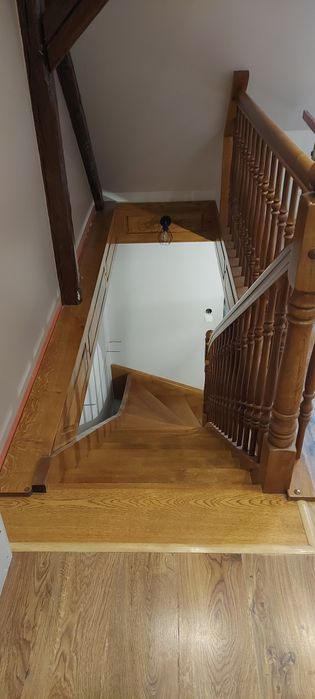 Schody dębowe zabiegowe