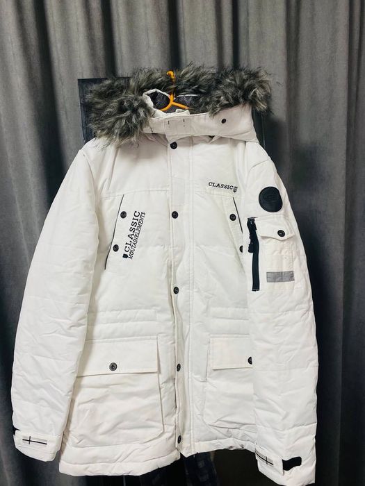 Новая зимняя куртка шикарного качества