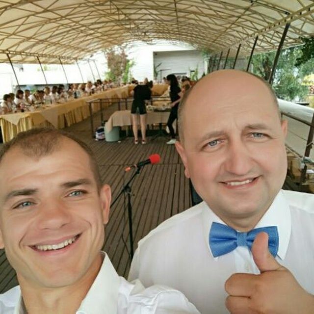 Ведучий, жива музика, dj, тамада на весілля, день народження,випускний