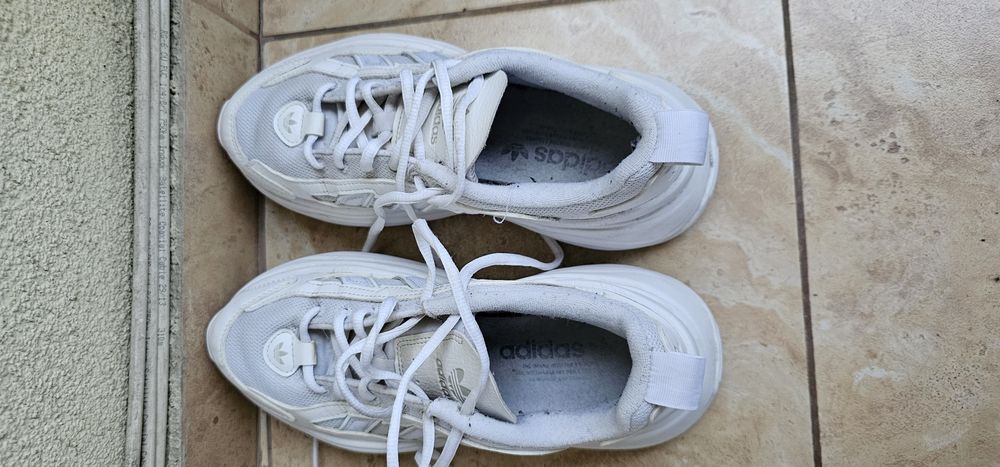 ADIDAS OZGAIA damskie buty rozmiar 39⅓ wkładka 24,5cm