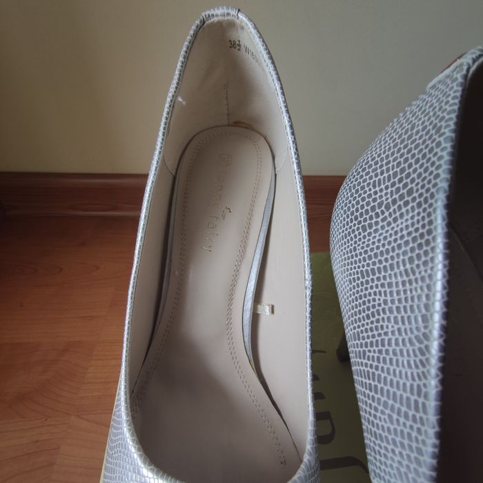 Srebrne szpilki Jenny Fairy, stan idealny