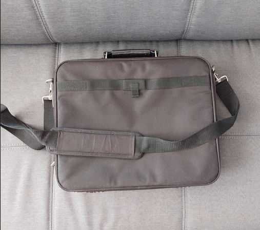 *** torba na laptopa Targus ***