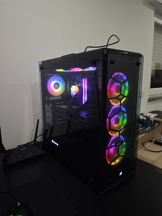 Caixa ATX Corsair Crystal 570X RGB Preta