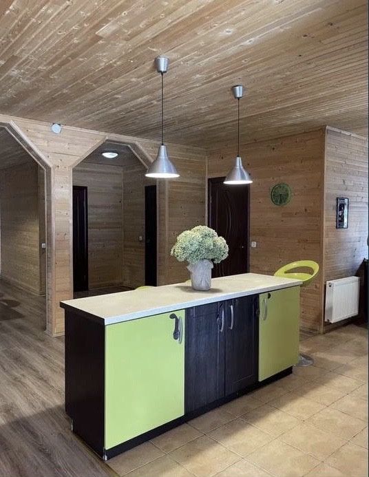 Здається у подобову або довгострокову аренду заміський будинок