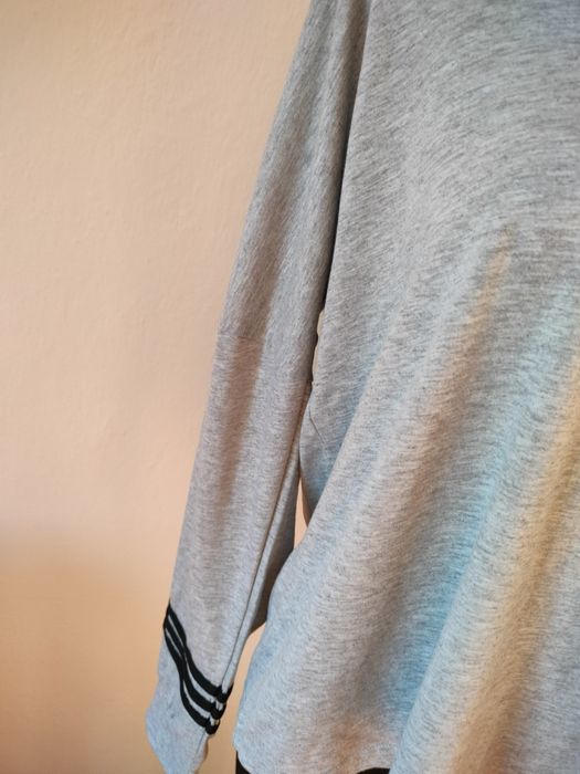 Szara bluzka bluza z kapturem cienka L