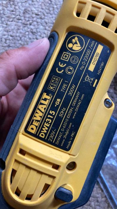 MultiTool Oscylacyjny DeWalt DWE 315 GB 300W Kit