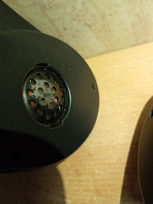 Słuchawki bezprzewodoweSBC HC105 + stacja ładująca dokująca SBC HC102 Philips