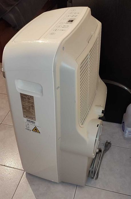 Ar Condicionado e Desumidificador Portátil  - Becken