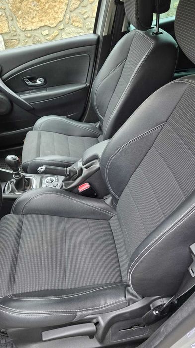 Renault Mégane Sport Tourer — fotografia 8