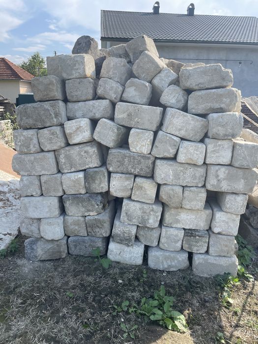 Продам блоки ціна договірна
