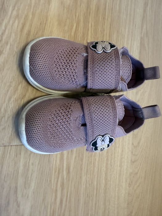 Sprzedam adidasy r.23