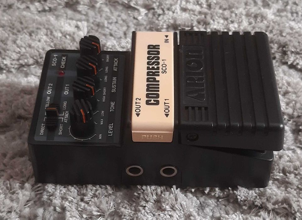 Arion SCO-1 Stereo Compressor pedal para guitarra/baixo