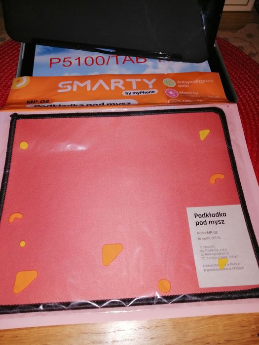 Etiu na tablet + podkładka pod mysz. Nowe.
