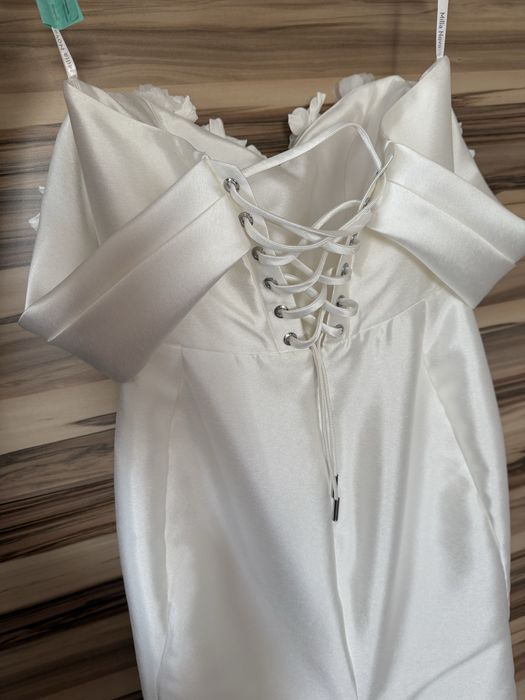 Sprzedam suknię ślubną syrenka rozmiar S/M