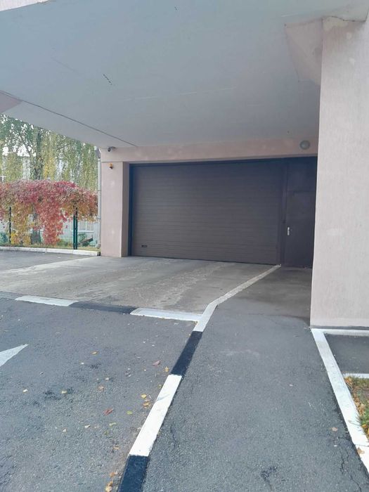 Продам паркоместо в ЖК Грин Таун, ул. Ахсарова 13А. Есть 2 на выбор.AN