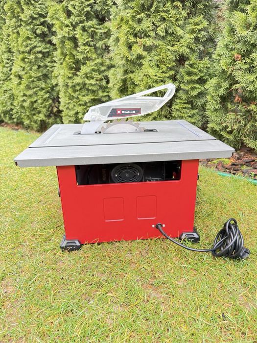 Пила циркулярна Einhell TC-TS 210