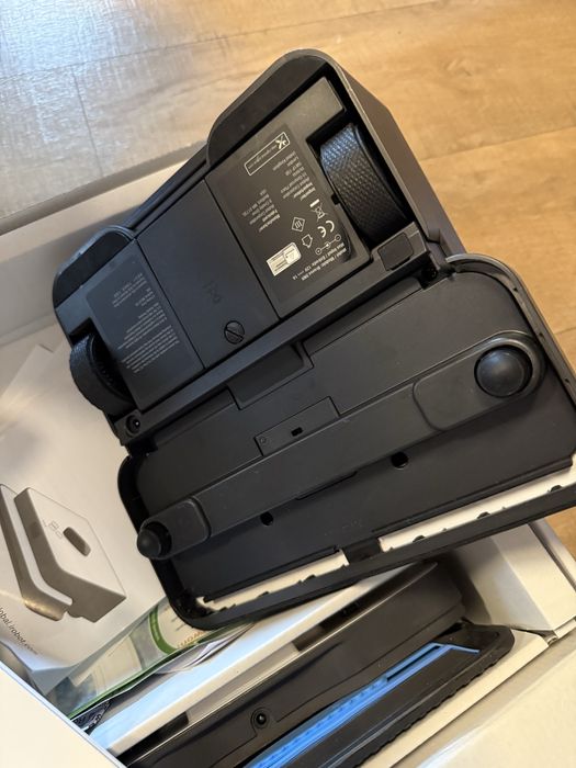 IRobot Braava t390 robot sprzatający mopujący , stan bardzo dobry +