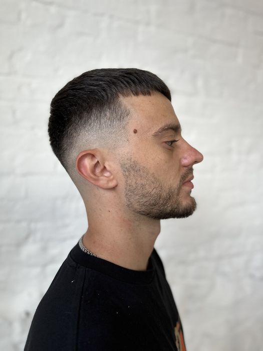 Барбер / выезд, мужской парикмахер, стилист по мужским волосам