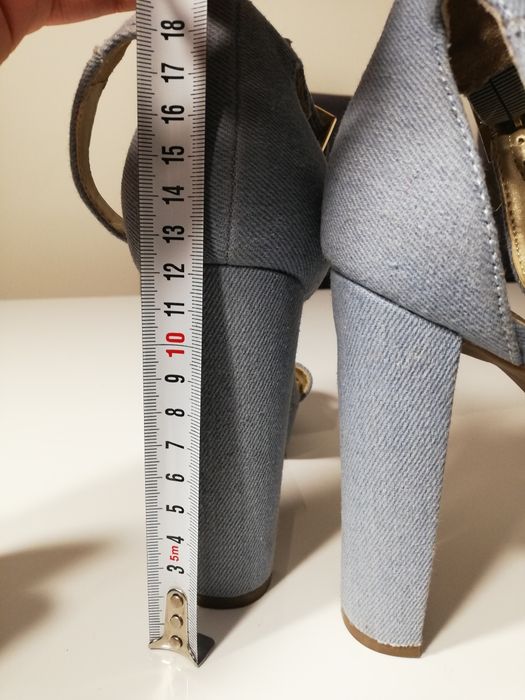 Sandały jeansowe Guess rozmiar 37