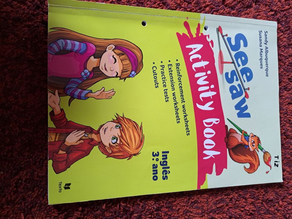 See saw. Livro atividades. Inglês