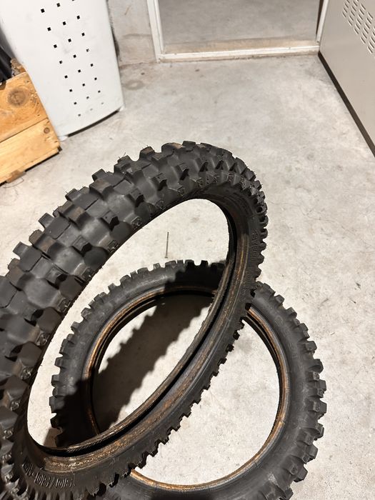 Pneus cross /enduro/ cardados moto 100/90/7 e 90/90/19
