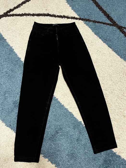 Джинси чорні прямі р.28