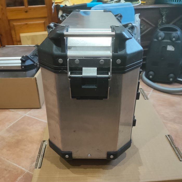 Malas e top case Givi Trekker Outback