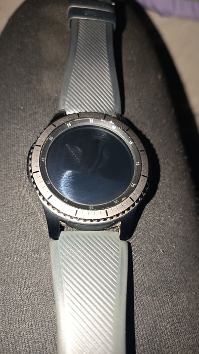 Samsung gear s3 smartwatch