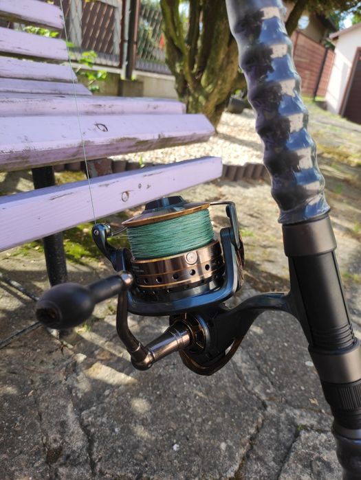 Wędzisko i kołowrotek Mocny zestaw 2 skład